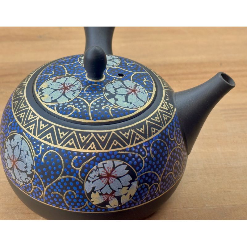 Théière - GYOKKO Petite théière ronde en argile noire Kutani à pois bleus et cercles Sakura