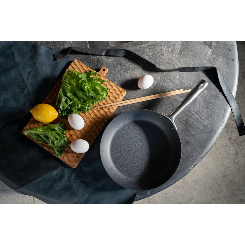 مقلاة منقوشة غير قابلة للكسر مقاس 24 سم