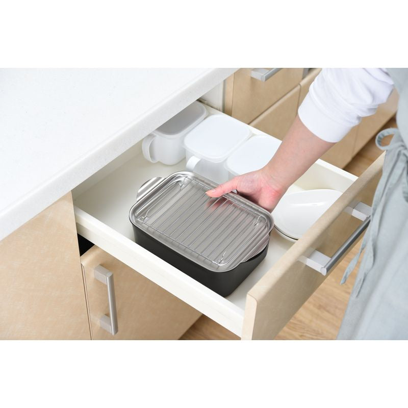 Deep Fryer With Draining Lid