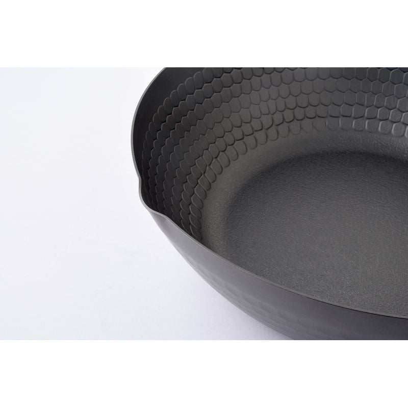 مقلاة ووك منقوشة غير مريضة 28 سم