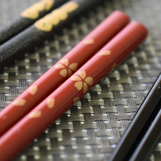 Couple Chopsticks - Sakura in the Wooden Box