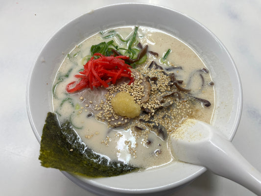 #7 TRAVELING CHOPSTICKS: AUTHENTIC TONKOTSU RAMEN & FREE KAEDAMA IN SHIBUYA