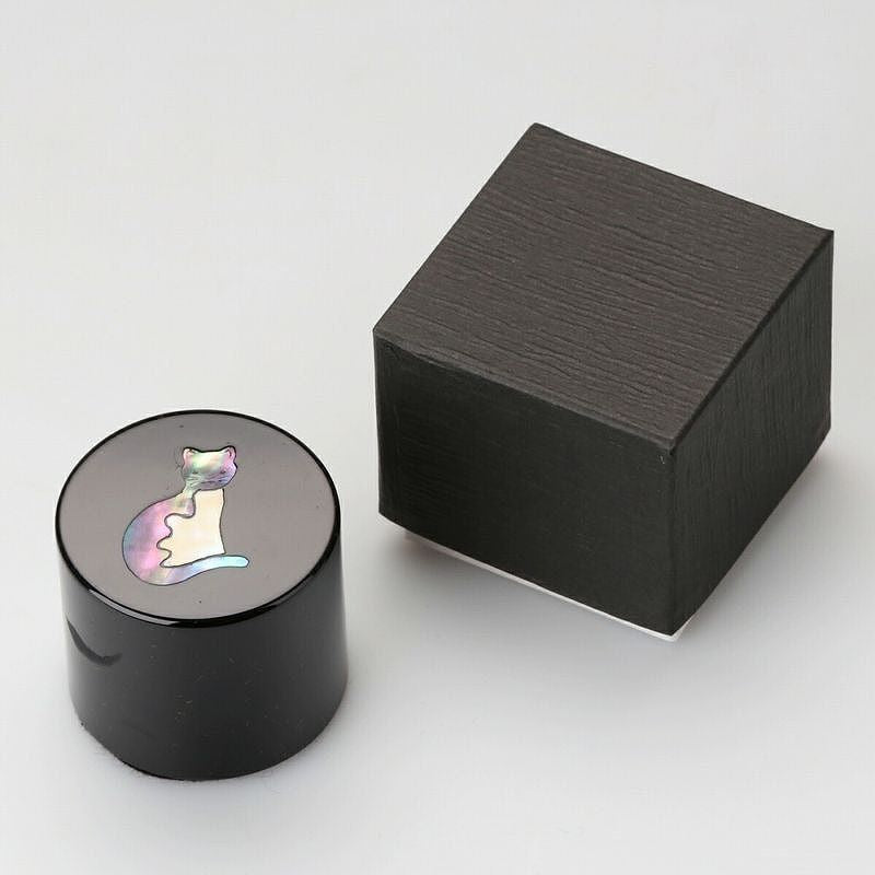 Paperweight - Bun-Chin