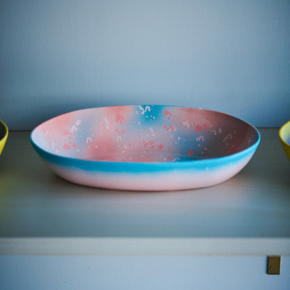 طبق تقديم - على شكل قارب