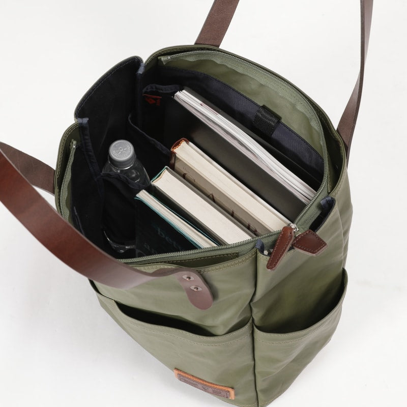 TOYOOKA KABAN - Commute II Vertical Zip Tote Bag