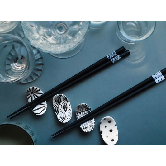 Chopsticks and Chopstick Rest Set - komon