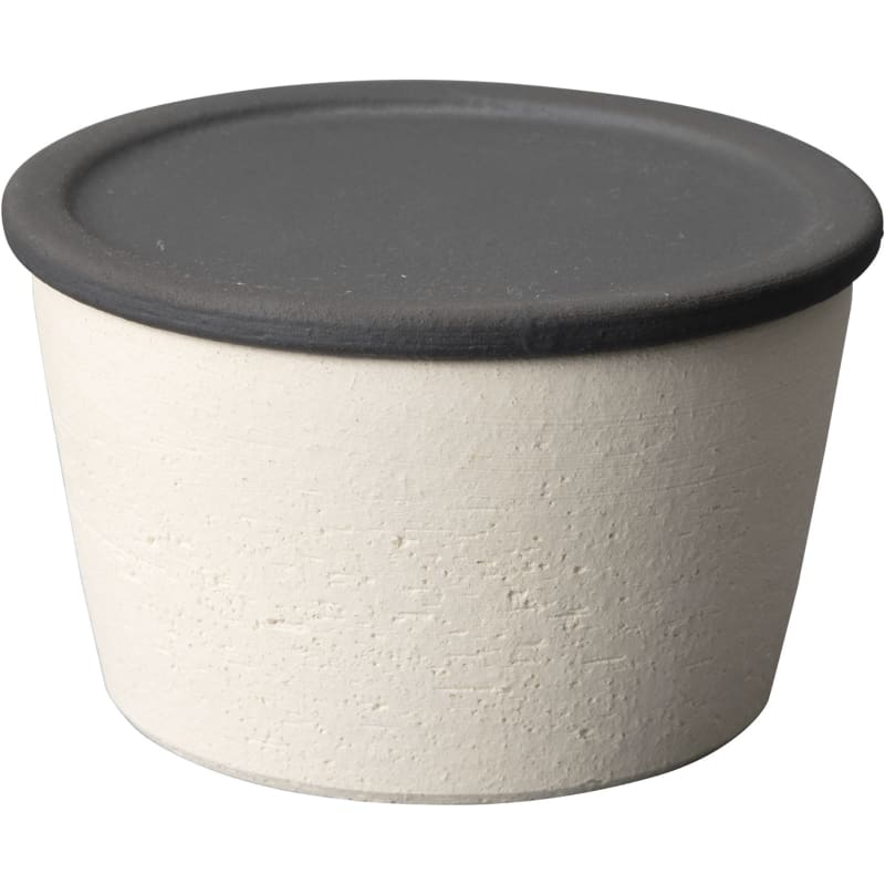 Salt pot