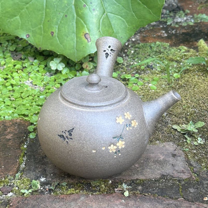 Teapot - SEIHO Unglazed Stoneware Round Inro-Lid Butterfly Sakura