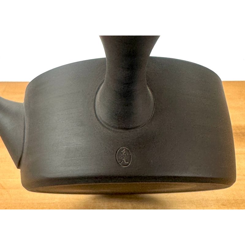 إبريق شاي - جيوكو، شكل مستقيم، سادة