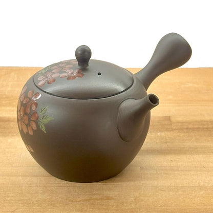 إبريق شاي - جيوكو، طين بني، شكل دائري صغير، زهرة حمراء