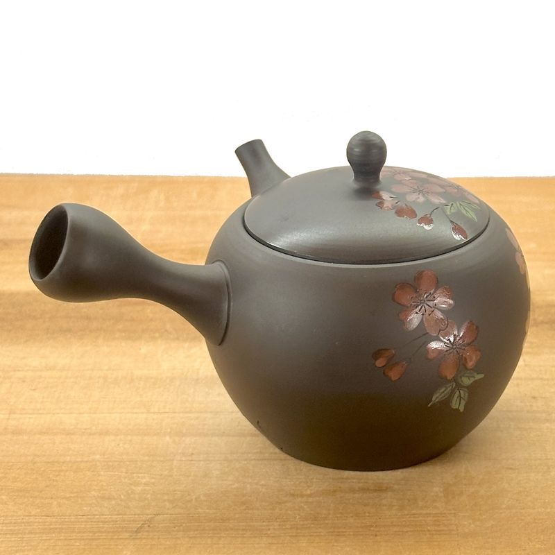إبريق شاي - جيوكو، طين بني، شكل دائري صغير، زهرة حمراء