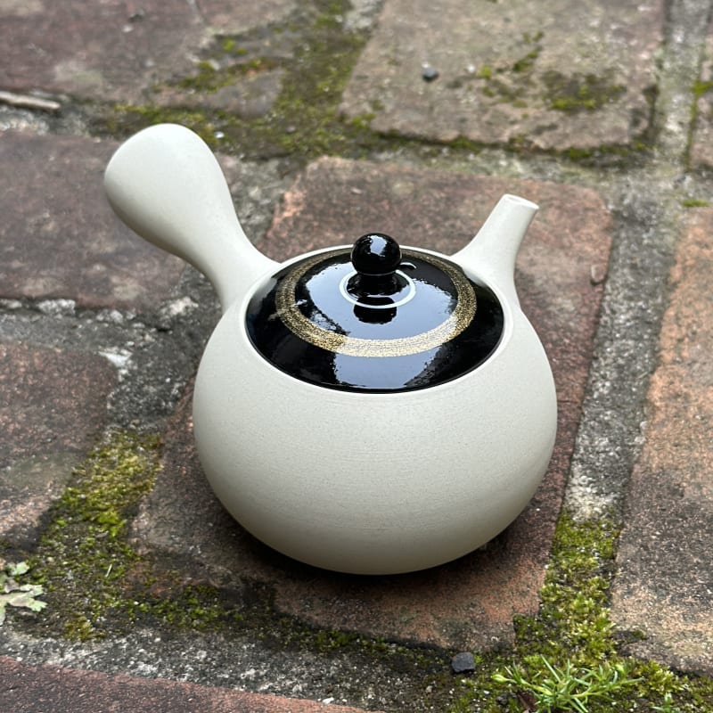 Teapot - White Small Round Black Gold Line