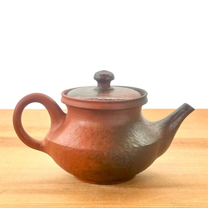 Teapot - YOSHIKI Red Clay Inro Lid Pearl Shaped Tataki Texture Rear Handle