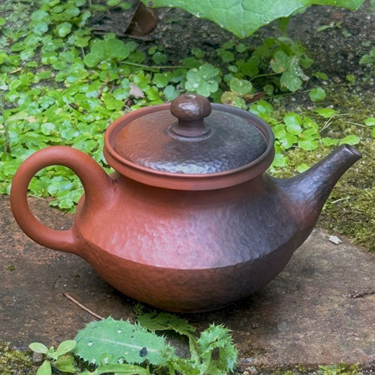 Teapot - YOSHIKI Red Clay Inro Lid Pearl Shaped Tataki Texture Rear Handle
