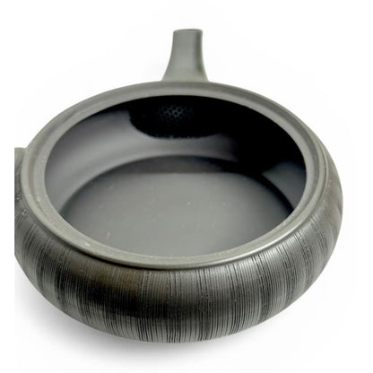 Teapot - Sekiryu Black Kiln-Fired Comb Pattern Ceramesh