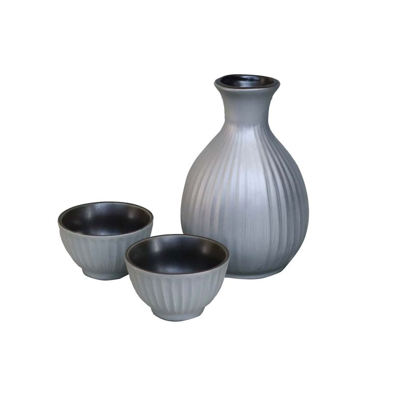 Sake Container Metal Sake Ware Set - Metal Color Galena Silver (in a Wooden Box) – LUXCRAS