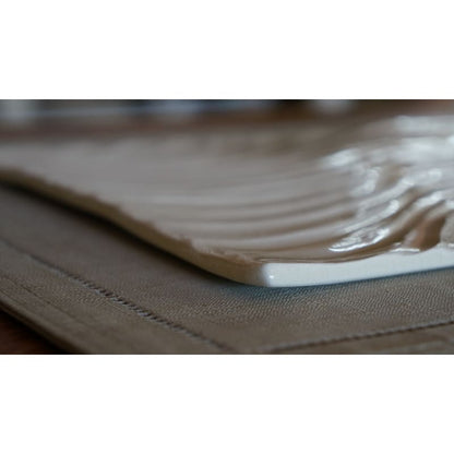 Large Rectangular Plate - Wave-patterned White
