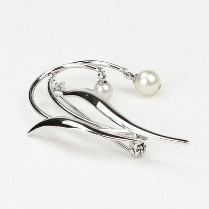 Lily of the Valley Brooch - Akoya Pearl 6.5-8.5mm