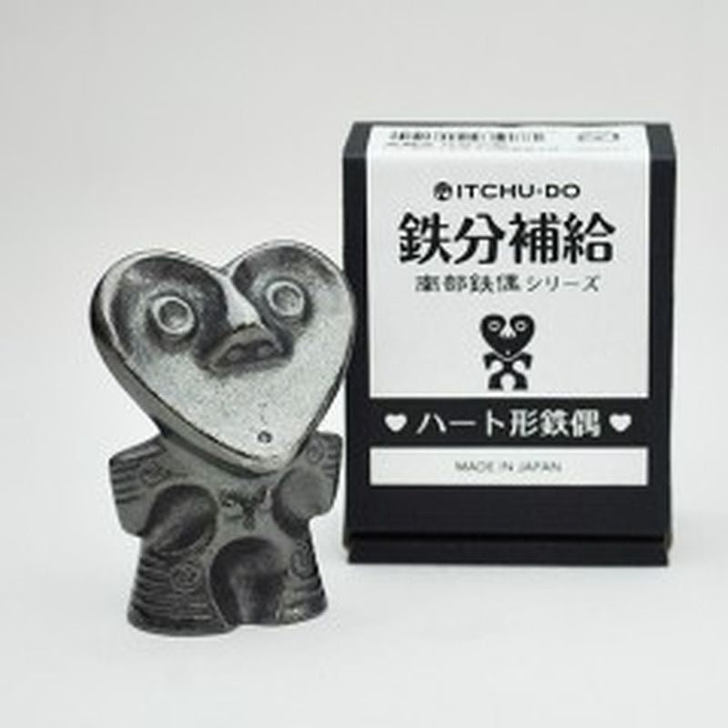 Nanbu Tekki Figurine - Heart-Shaped