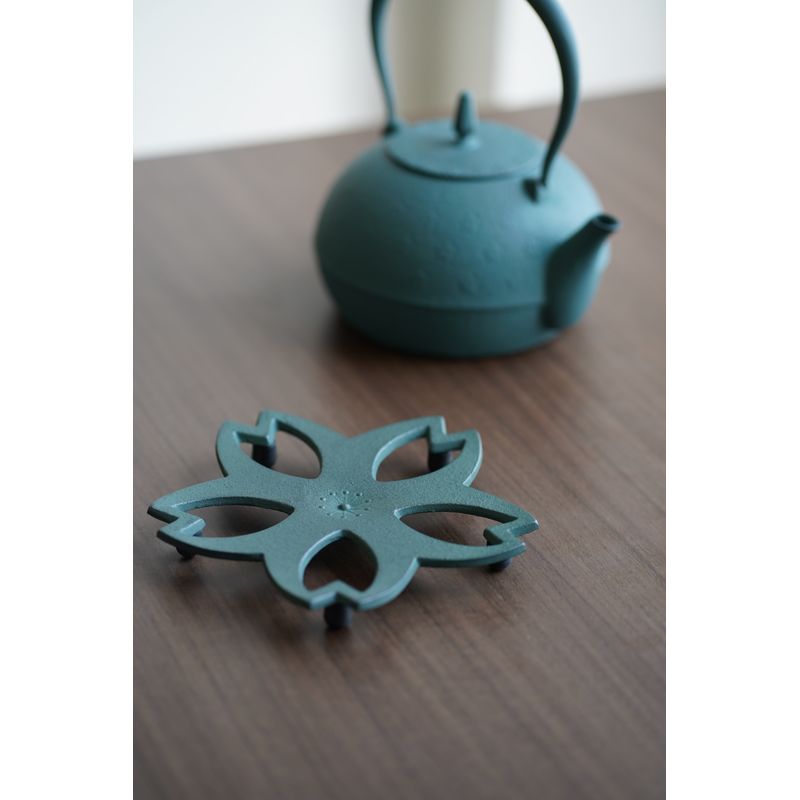 Trivet - Cast Iron Sakura (Size Large)