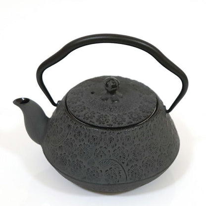 Fujita Nambu Tekki Iron Kettle Kyusu Tea Pot Cherry Blossoms 0.5L