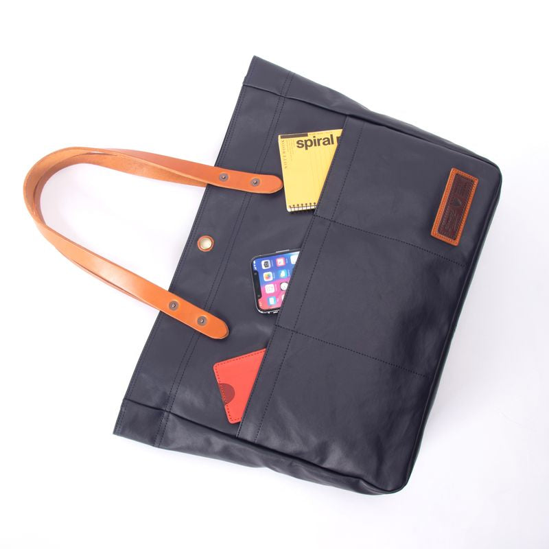 TOYOOKA KABAN - กระเป๋าโท้ตแนวนอนสำหรับเดินทาง
